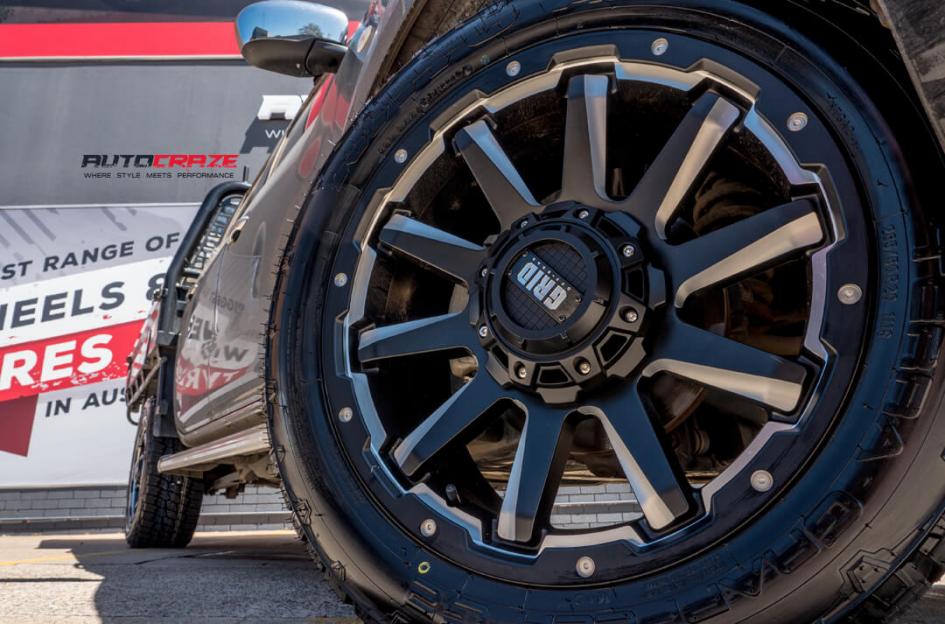 NISSAN NAVARA GD05 MATTE BLACK MILLED ACCENTS